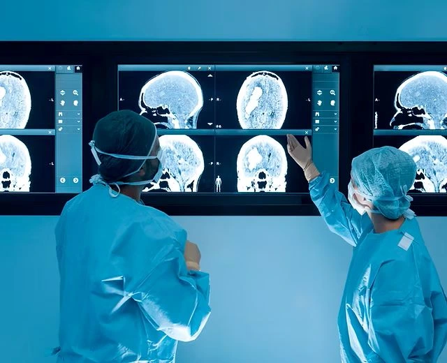 Neurologie & neurochirurgie — Clinique 10 Mars Casablanca